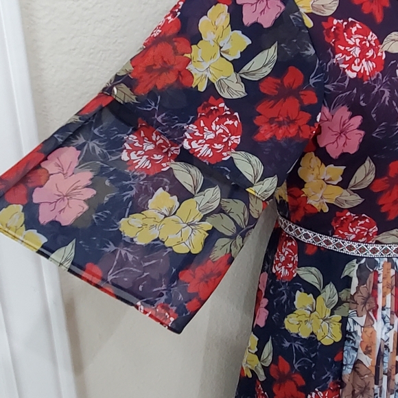 NWT Kaimilan floral dress - Picture 6 of 7